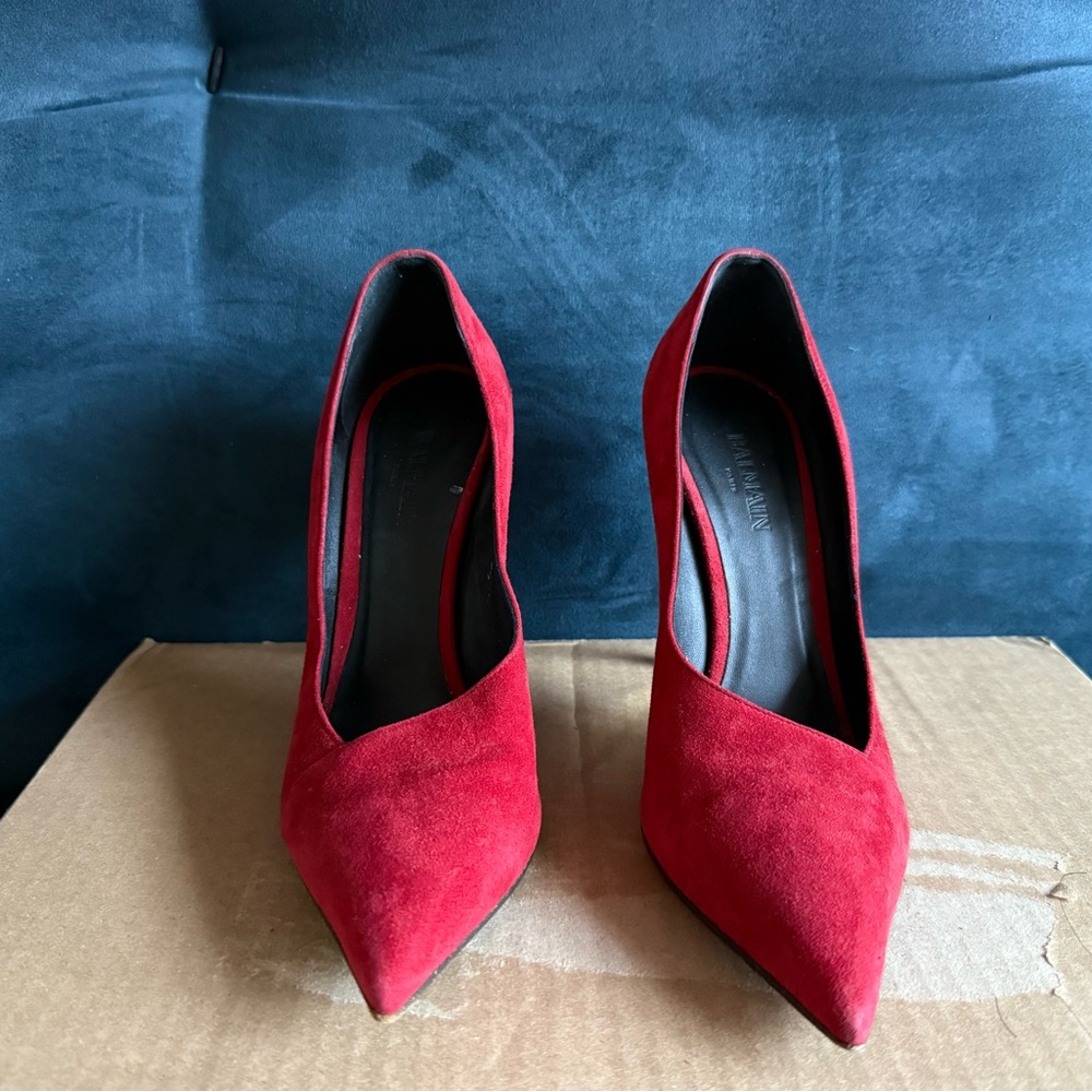 Elegant Balmain Red Suede Heels